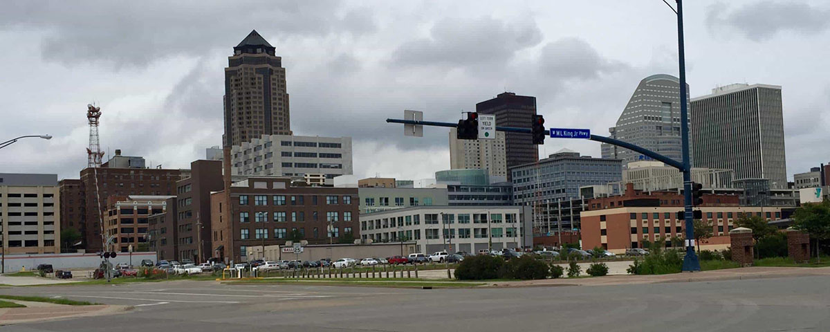 Des Moines